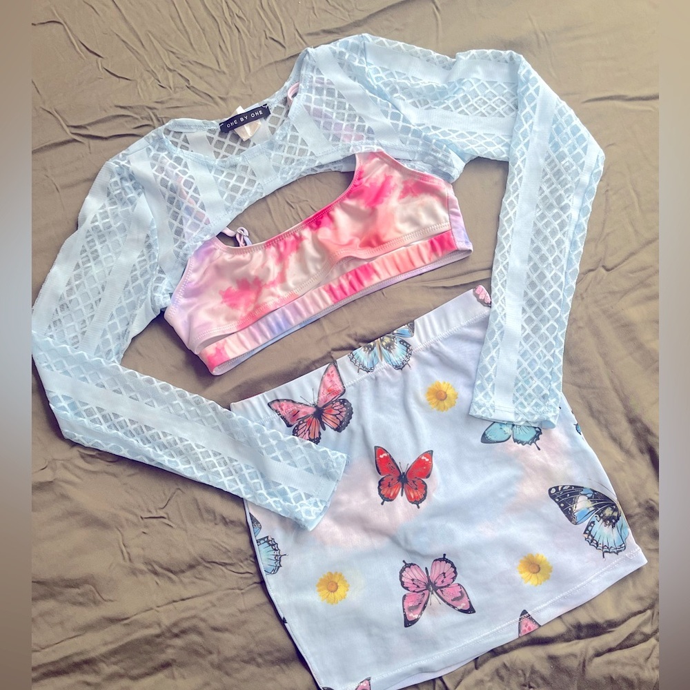 Rave festival set​